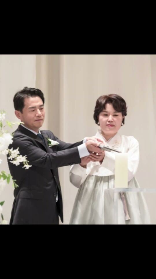 본식스냅 안내 영상 — 결혼식 추억은 무엇으로 보게 될까요